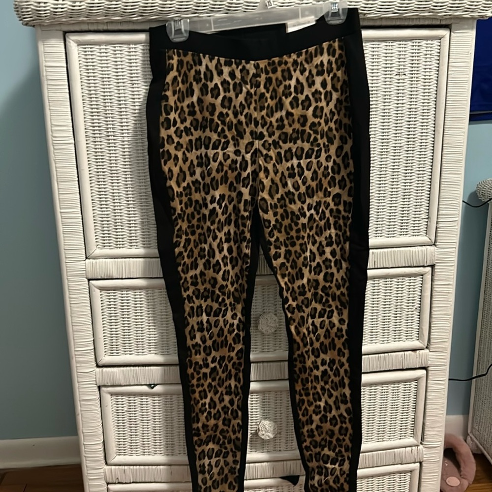 Chicos knit ankle legging